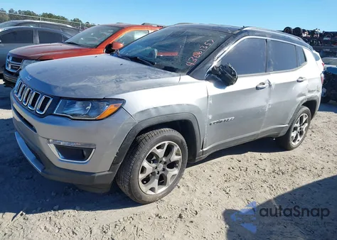2019 Jeep Compass Limited 4X4 z USA, uszkodzony, nr VIN 3C4NJDCB6KT596244